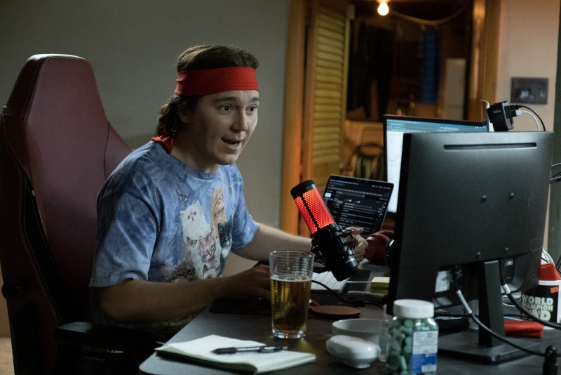 Paul-Dano-in-Dumb-Money-by-Craig-Gillespie