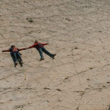 Red Path(Les Enfants rouges)