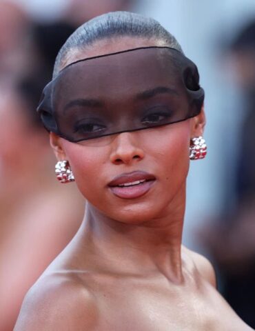 Sophie Wilde, actress in "Babygirl", walks the red carpet in Venice Film Festival 2024