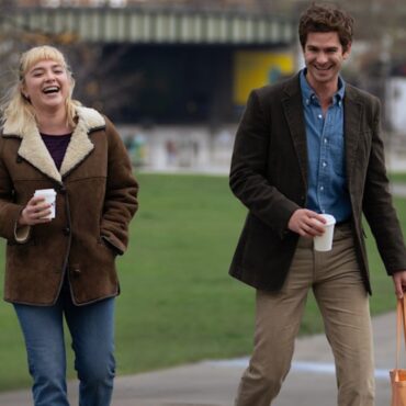 Florence Pugh and Andrew Garfield in We live in time