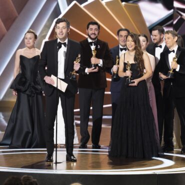 Anora won as Best Film at the Oscars 2025. DARYA EKAMASOVA, ALEX COCO, VACHE TOVMASYAN, KARREN KARAGULIAN, SAMANTHA QUAN, MIKEY MADISON, DREW DANIELS, SEAN BAKER, MARK EYDELSHTEYN