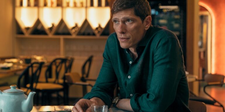 Maschi Veri. Matteo Martari as Massimo in episode 107 of Maschi Veri. Cr. Lucia Iuorio/Netflix © 2025