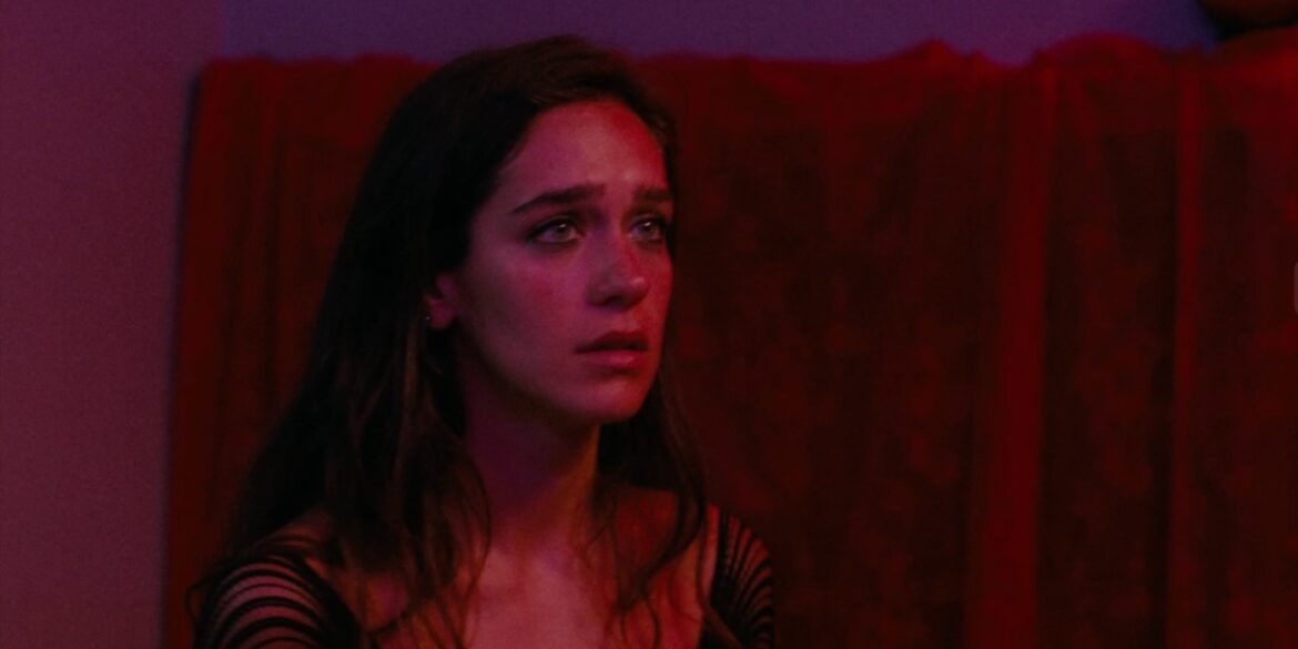 A scene from Thena