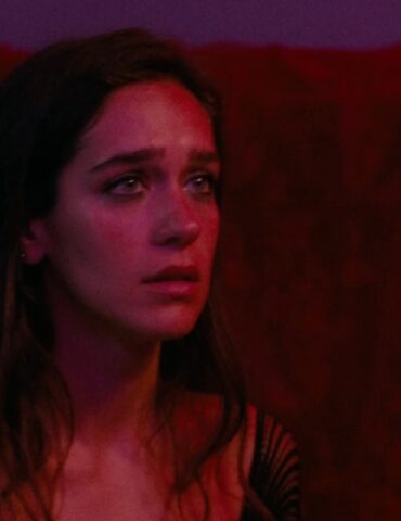 A scene from Thena