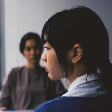 "Human Resource", Interview with director Nawapol Thamrongrattanarit
