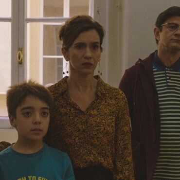 Vinicio Marchioni, Teresa Saponangelo e Andrea Migliucci in L'Isola di Andrea