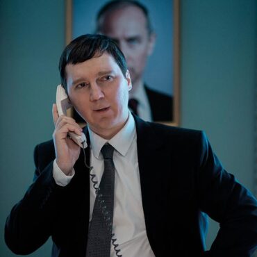 Paul Dano in The Wizard of the Kremlin