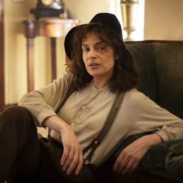 Micaela Ramazzotti in una scena di Elena del ghetto