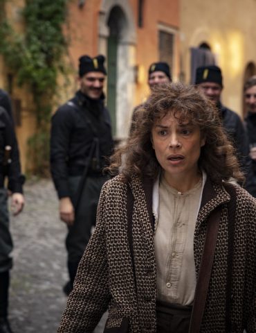 Micaela Ramazzotti in una scena da "Elena del Ghetto"