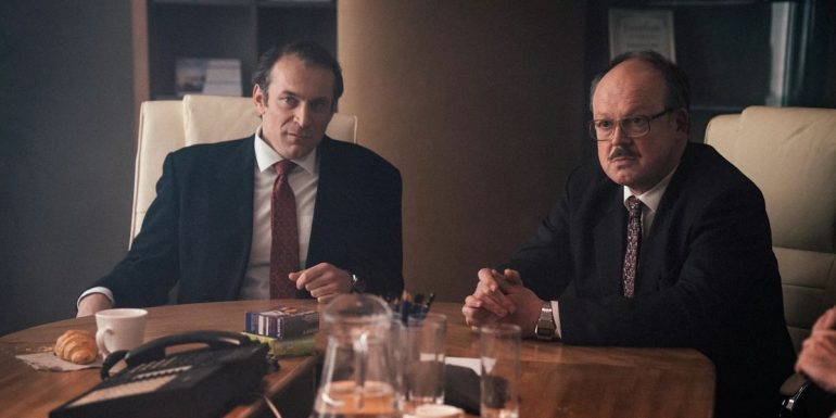 DUST_STILLS_3_Arieh-Worthalter_Jan-Hammenecker_hires©A-Private-View_Toon-Aerts-8