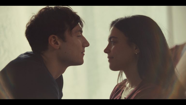 Matteo Paolillo ed Ester Pantano in Io+Te