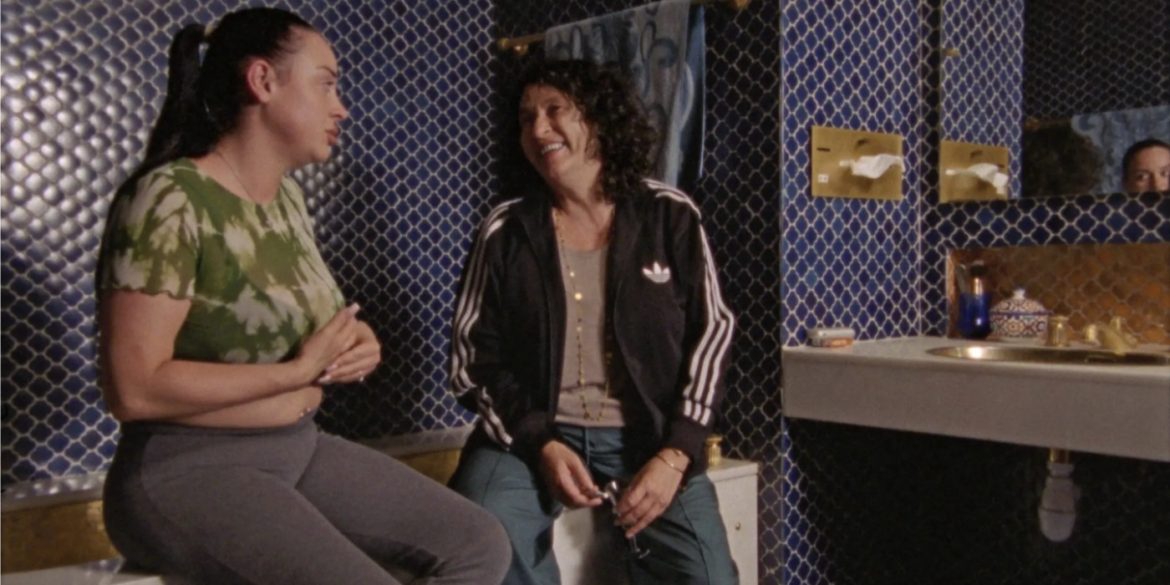 Eva Huault et Noémie Lvovsky dans "Shana" © Les Films du Losange