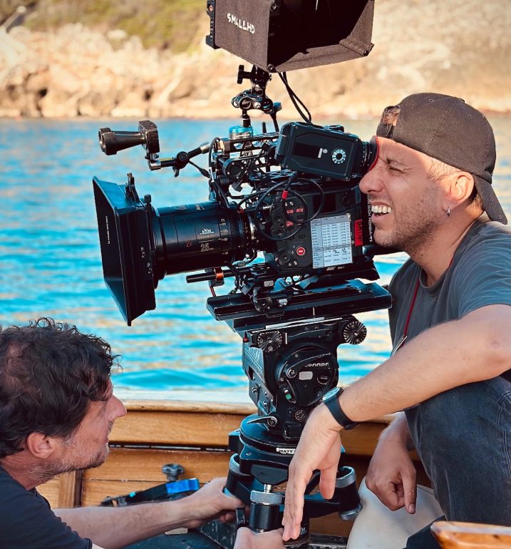 Andrea De Sica, sul set di Gli Occhi degli Altri