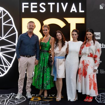 Eleonora Puglia e il cast di Blue: Alexia Cozzi e Shaen Barletta, al BCT di Benevento 2026