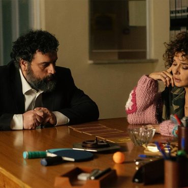 Leonardo Lidi e Valeria Golino in Serpenti